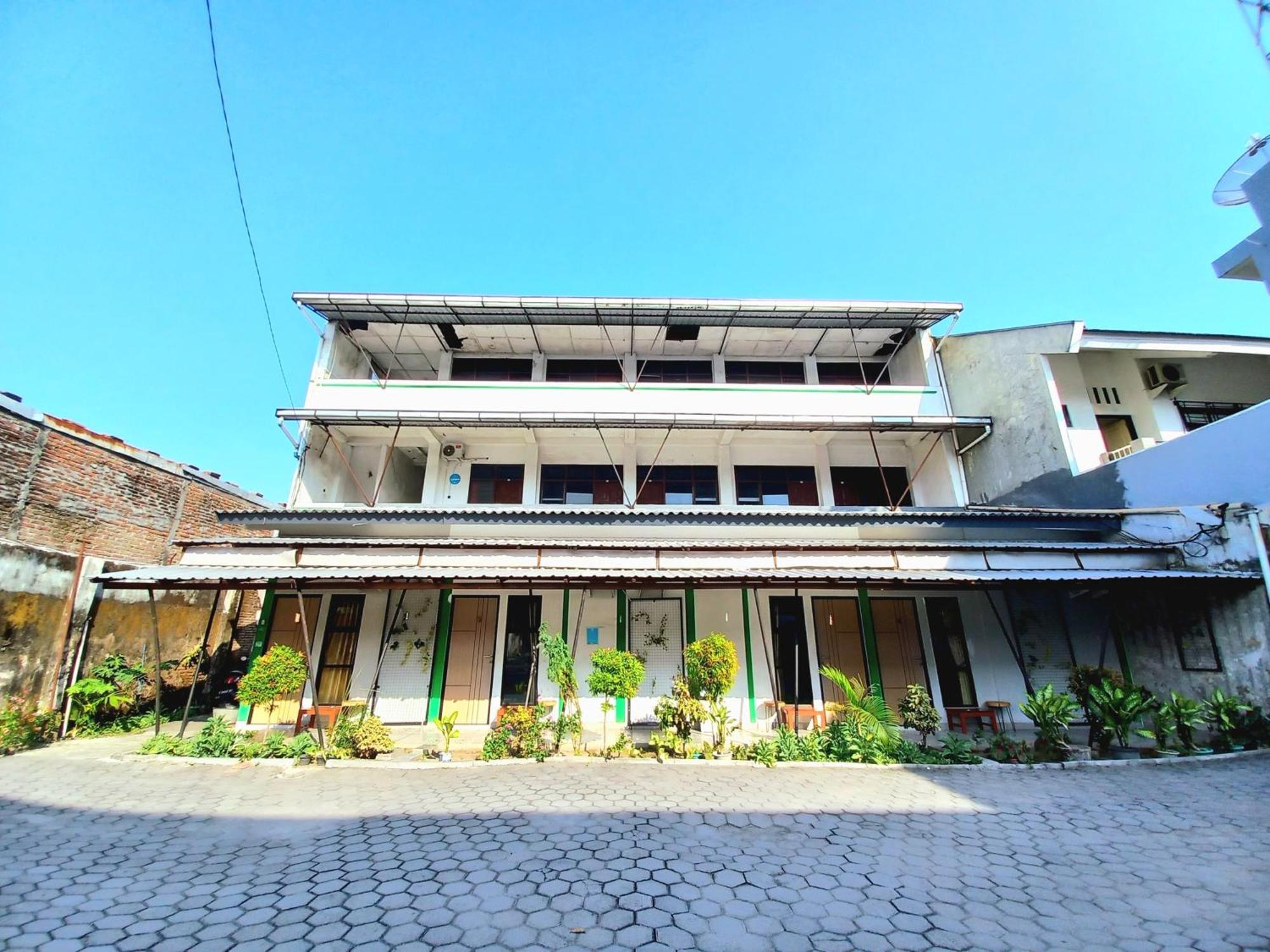 Hotel Jogja Kili Suci By Simply Homy Jogyakarta Zewnętrze zdjęcie